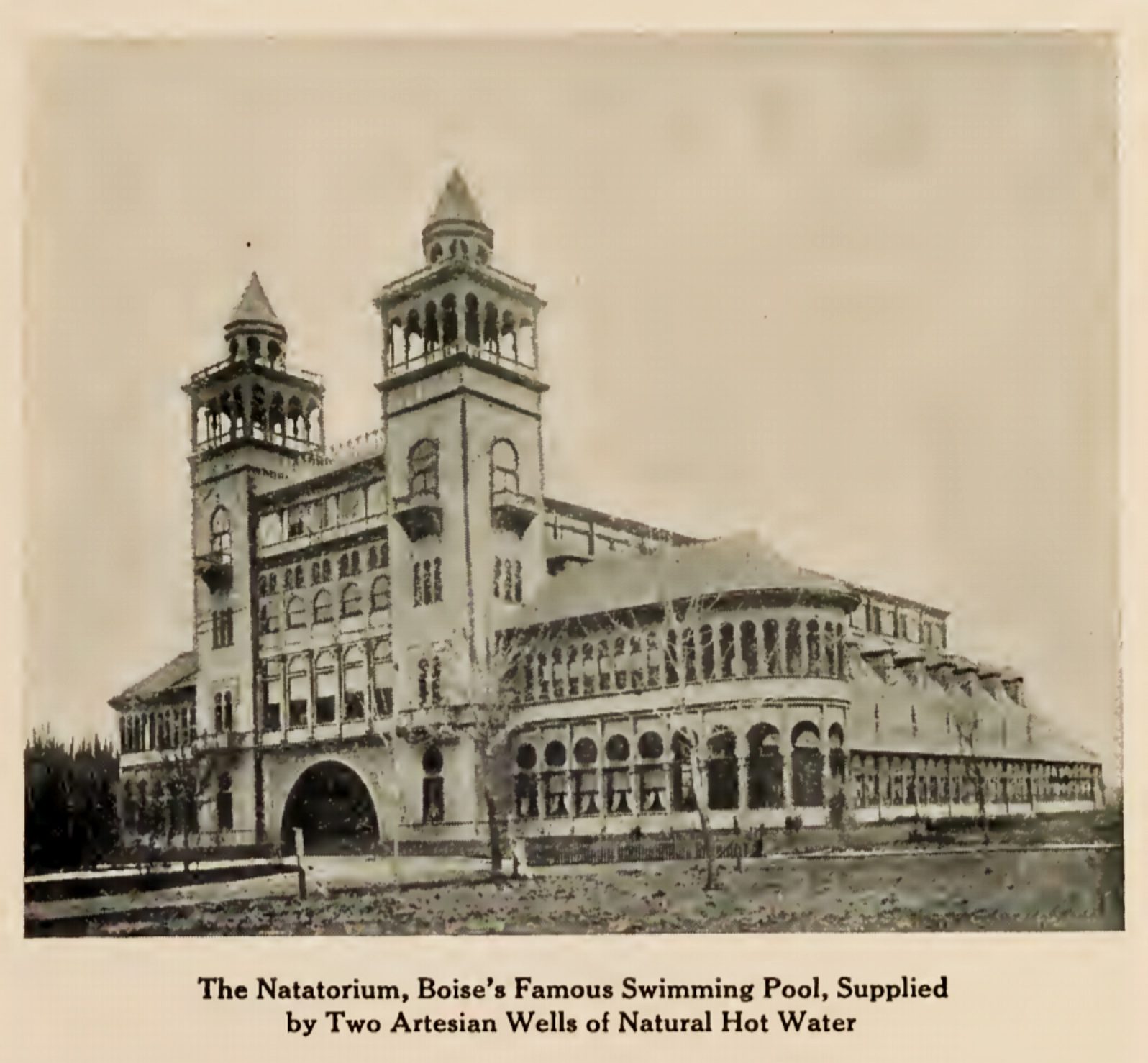The Boise Natatorium on Warm Springs Avenue, 1913
